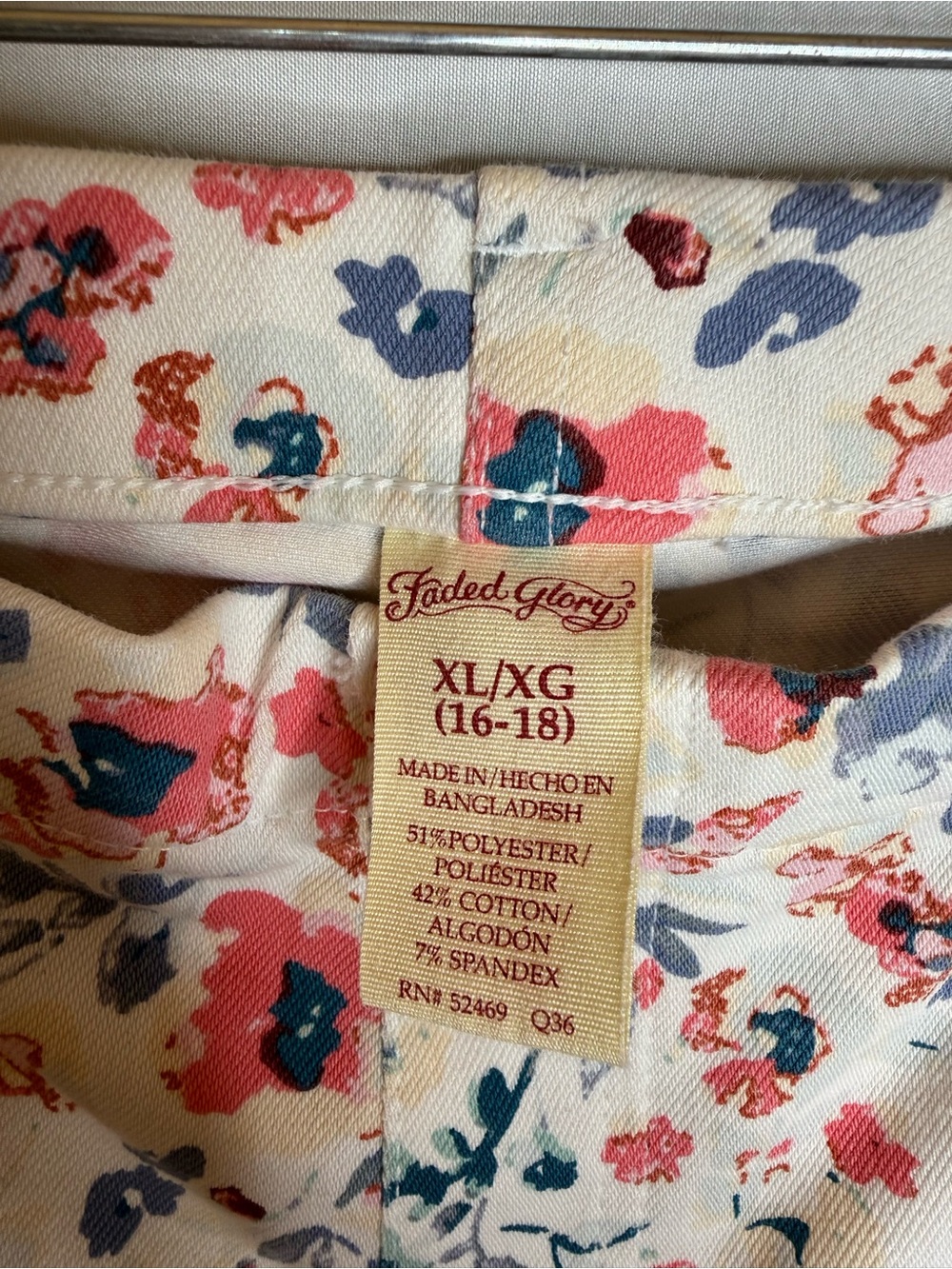 white skinny jeans from the brand Faded Glory XL A5 321 - Picture 2 of 4